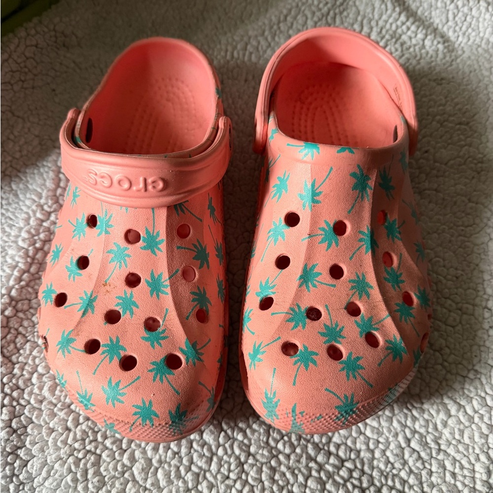 CROCS Kids Coral Clog with Teal Palm Print
